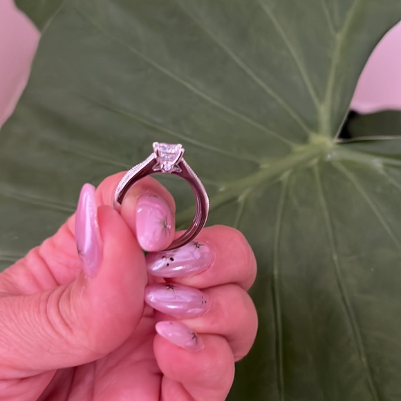 14k Solid Real white gold 2pc engagement ring - Picture 12 of 17